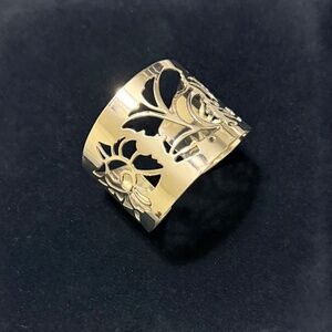 Beautiful Avon Silvertone Floral Cutout Cuff Bracelet, 2007